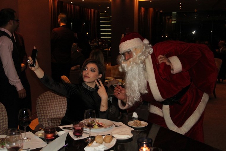 Christmas Night at Eau De Vie